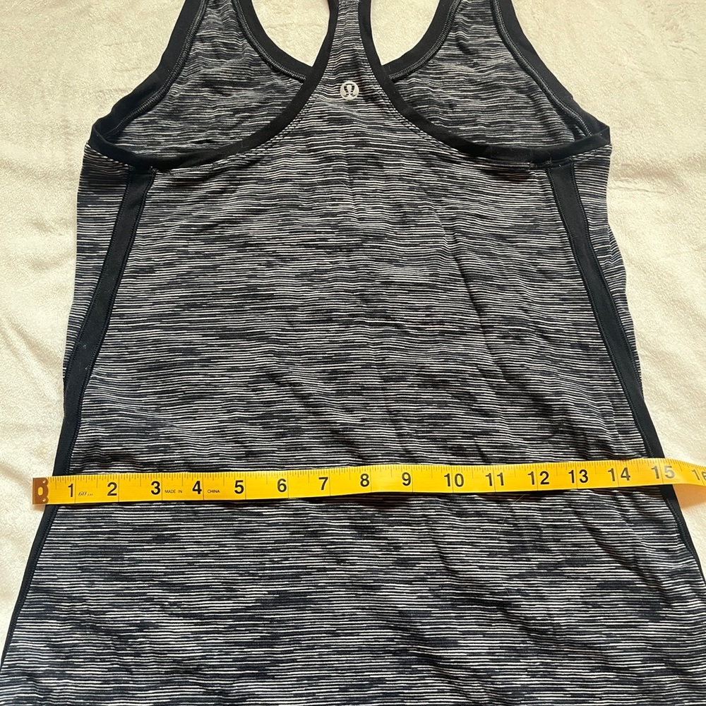 Lululemon Women's Gray & Black Racerback Tank Top Size 8 - Picture 7 of 7